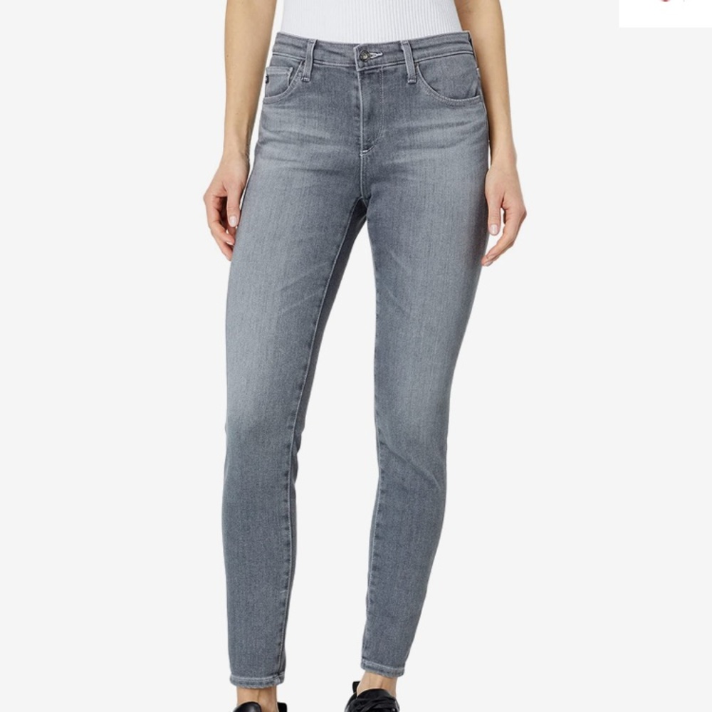 AG super skinny ankle legging jean. Size 25